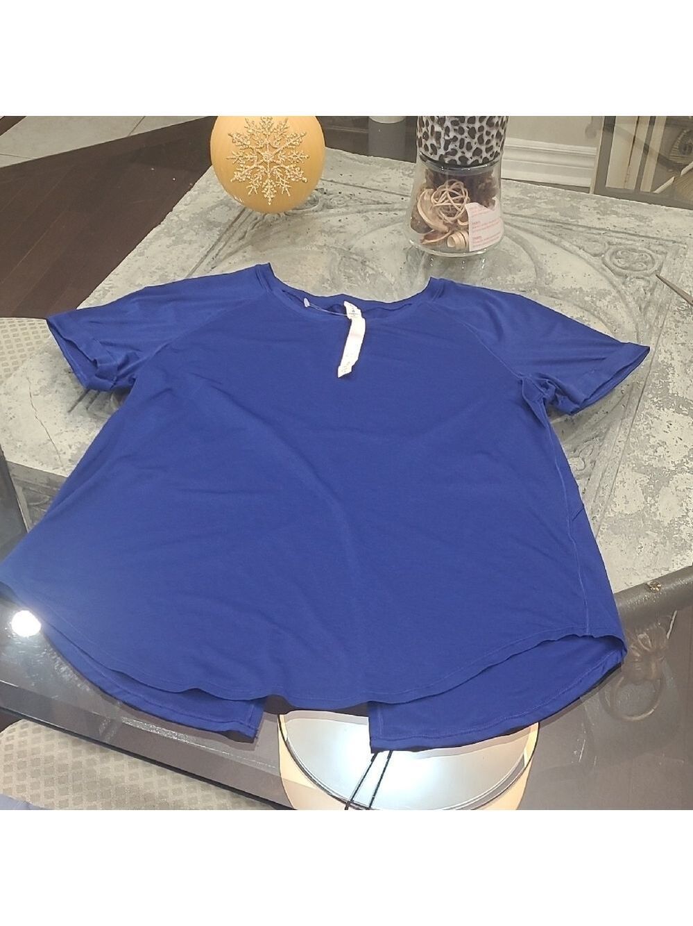 Lightweight Split-Back Training T-Shirt Nwot Size 6